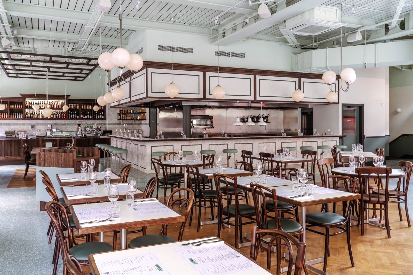 Lina Stores Italian Restaurant & Deli Marylebone - image 1