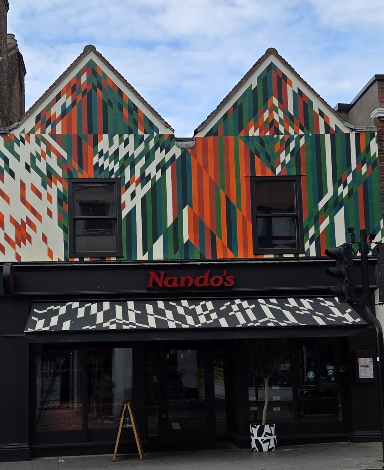 Nando's Brentwood - image 1