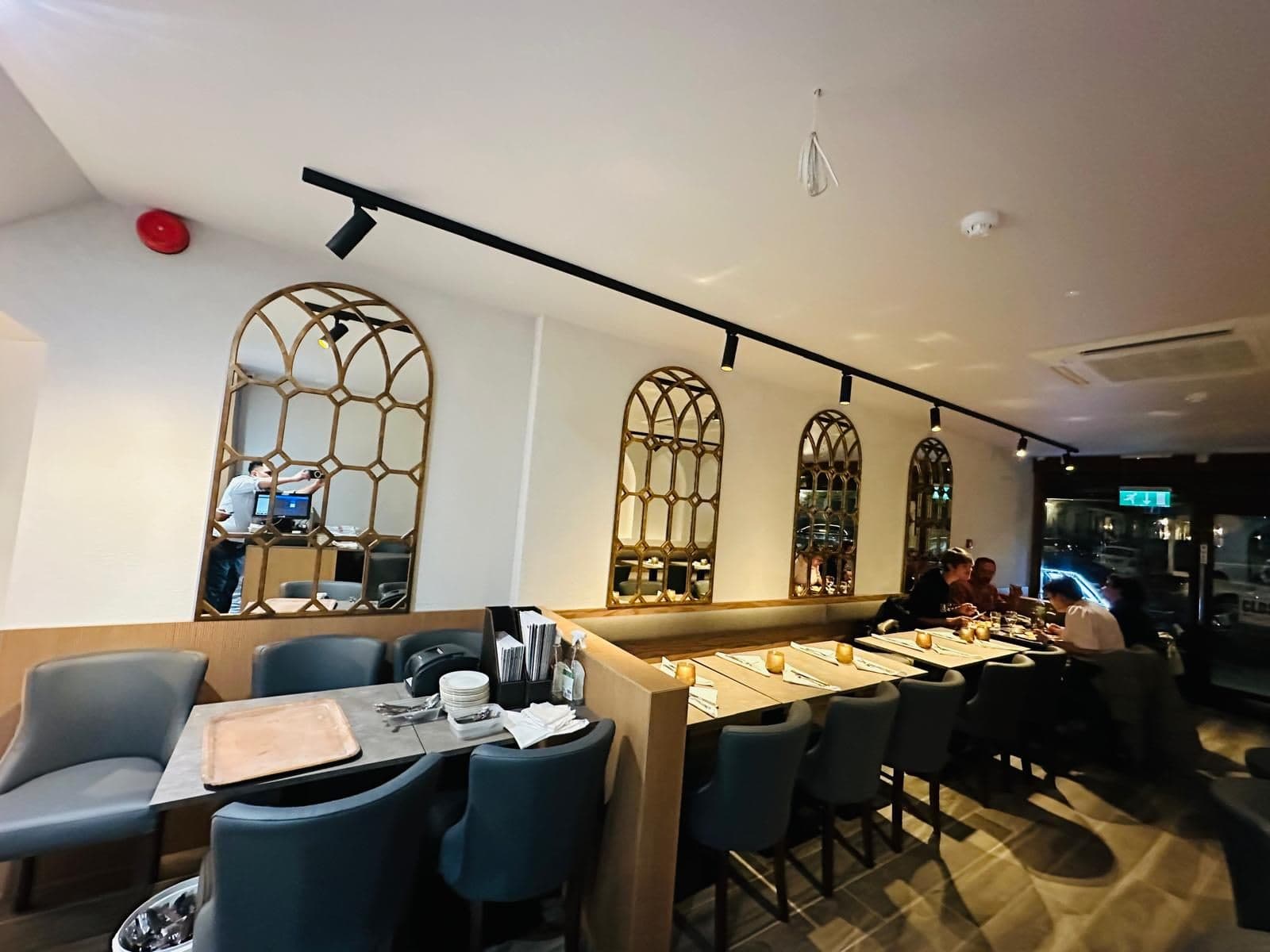 The Mughal's Indian Restaurant (Paddington) - image 1