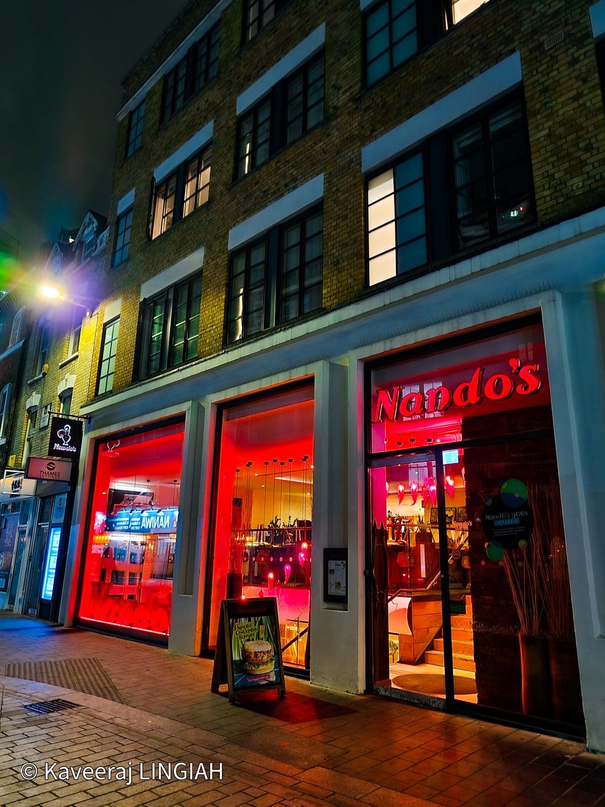 Nando's Middlesex Street - image 1