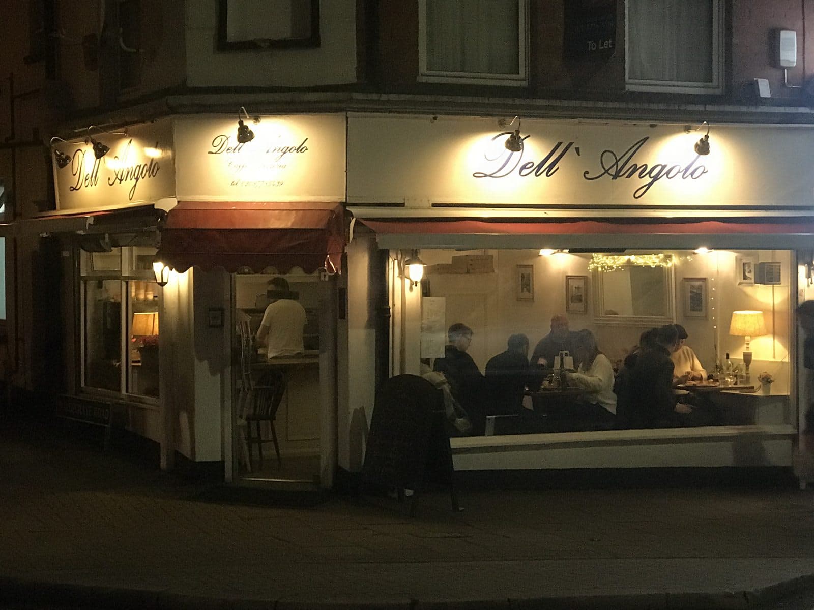 Dell'Angolo Pizzeria - image 1
