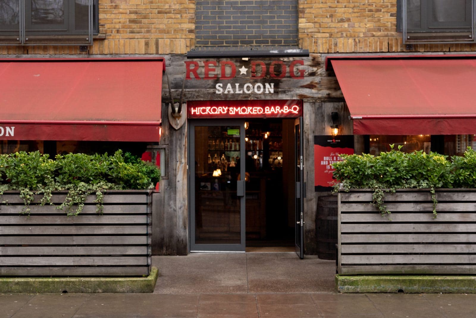 Red Dog Saloon Hoxton Square - image 1