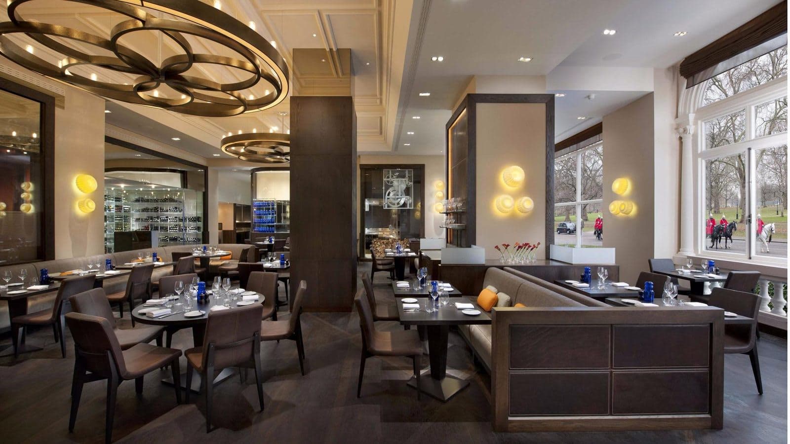 Dinner by Heston Blumenthal - image 1