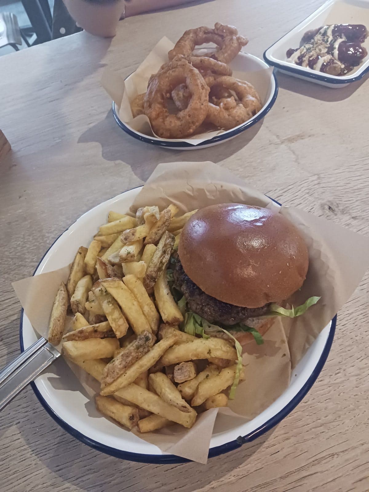 Honest Burgers Spitalfields - image 1