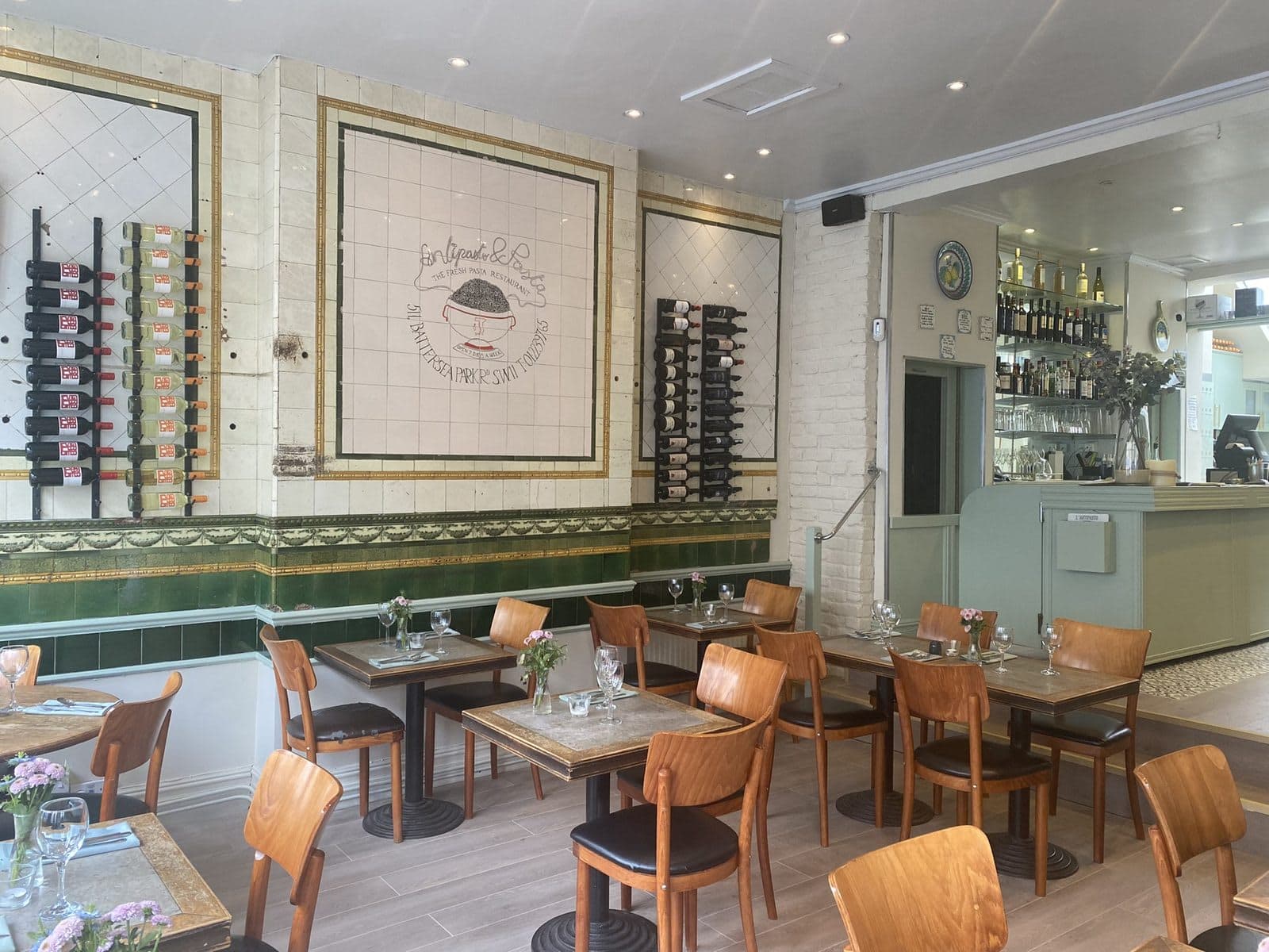 L'Antipasto Restaurant - image 1