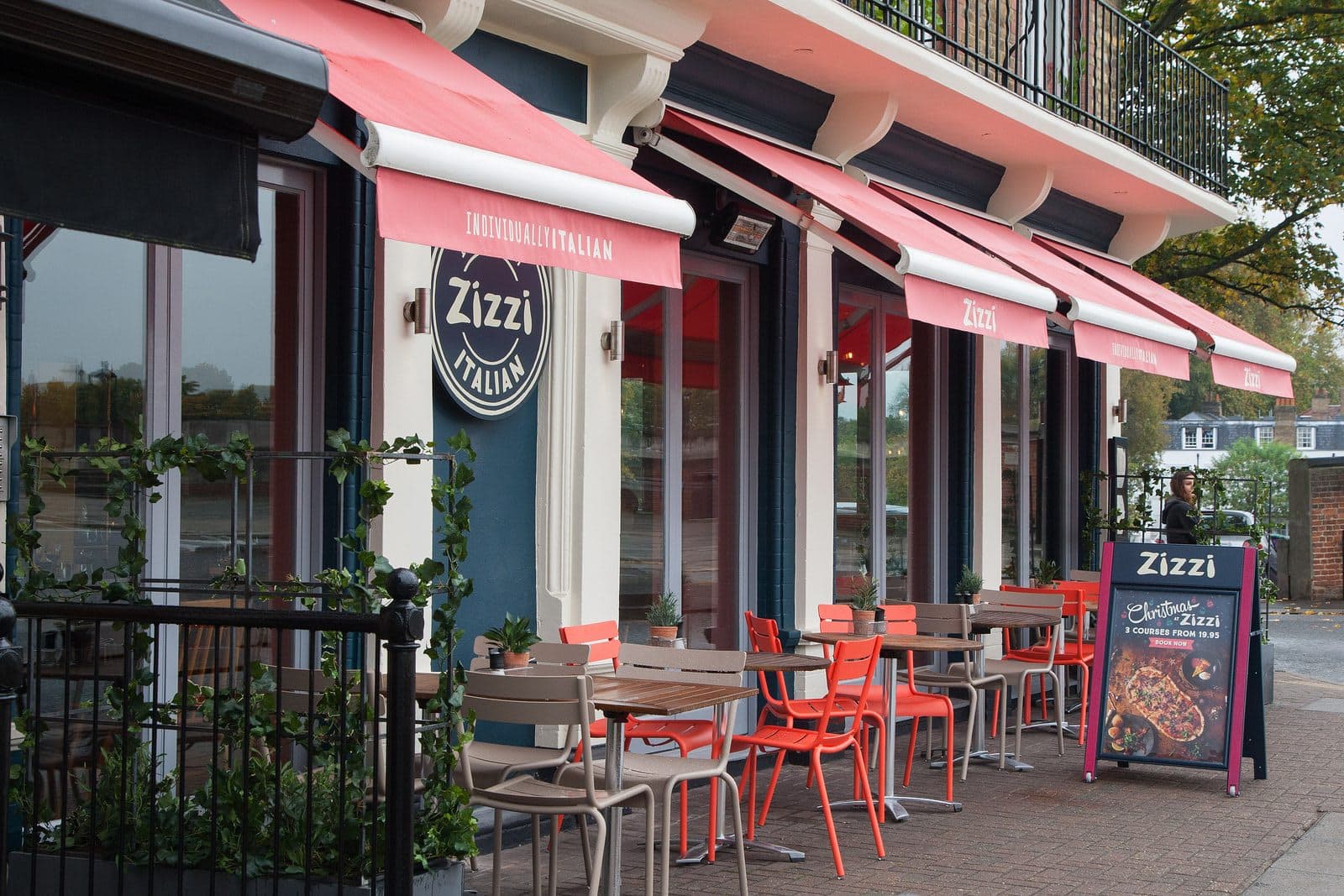 Zizzi - Hampton Court - image 1
