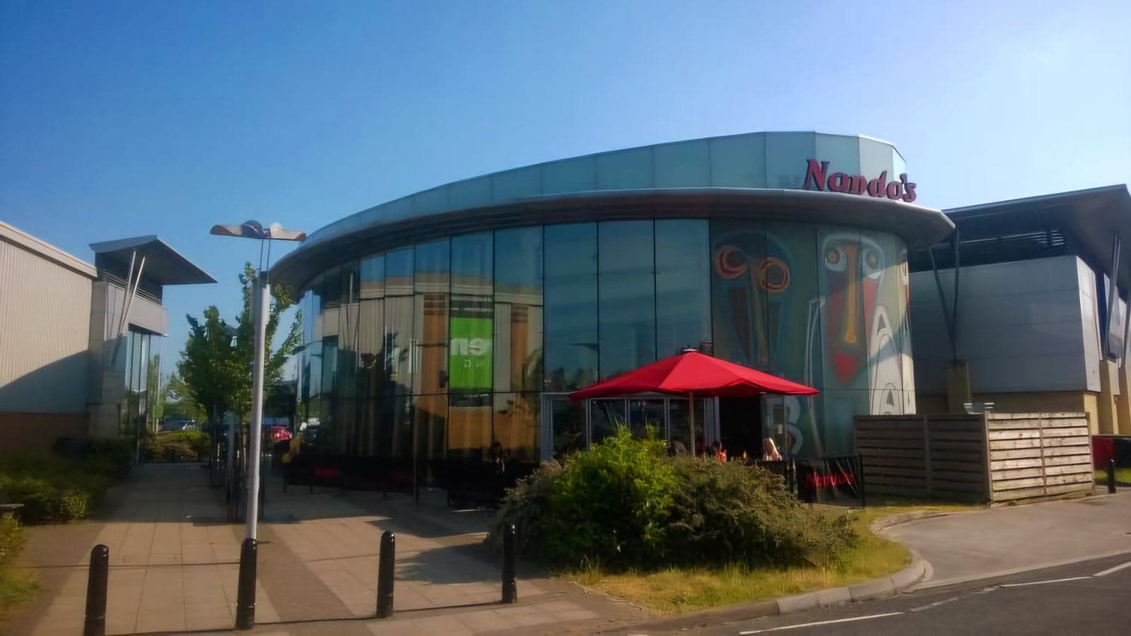 Nando's Thurrock - image 1