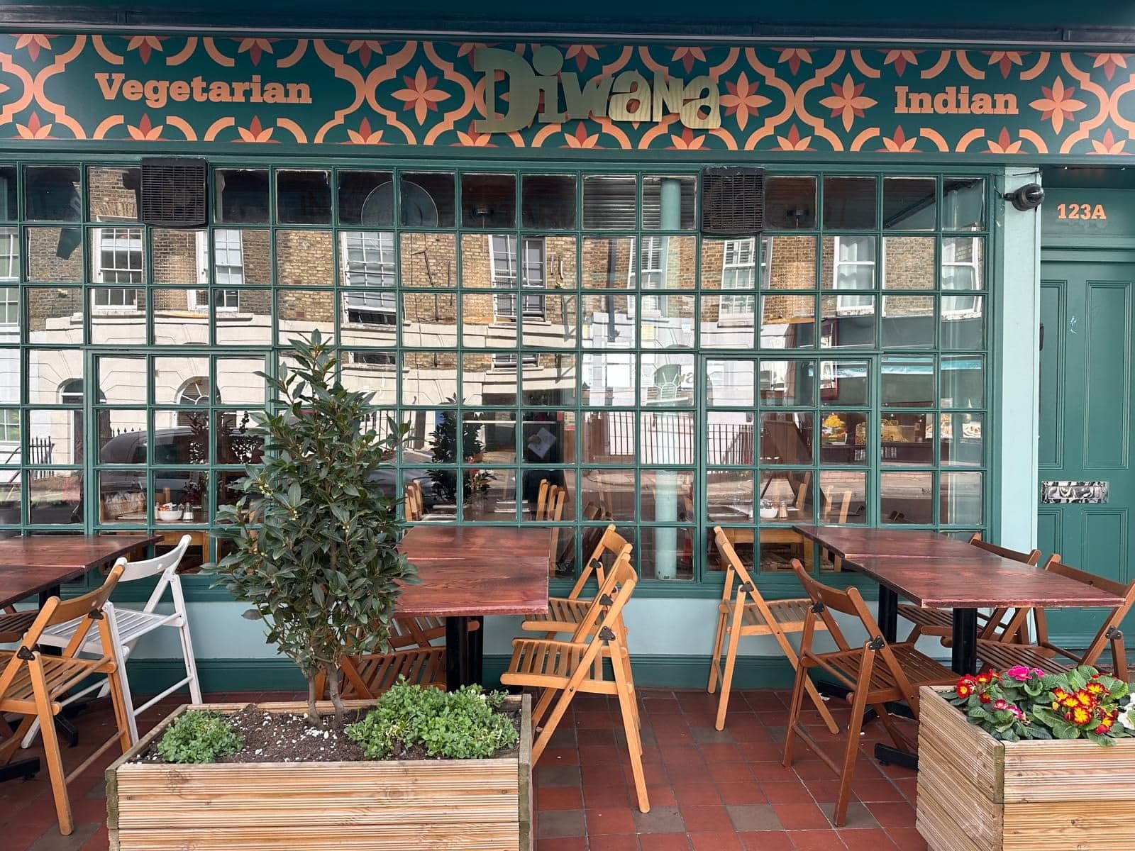 Diwana Bhel Poori House - image 1