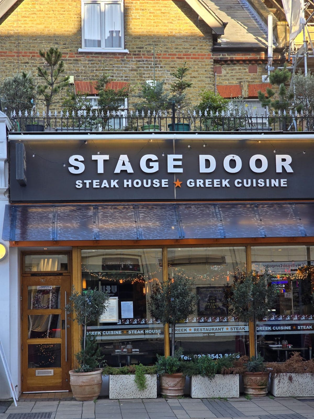 Stage Door Steakhouse & Bar - image 1