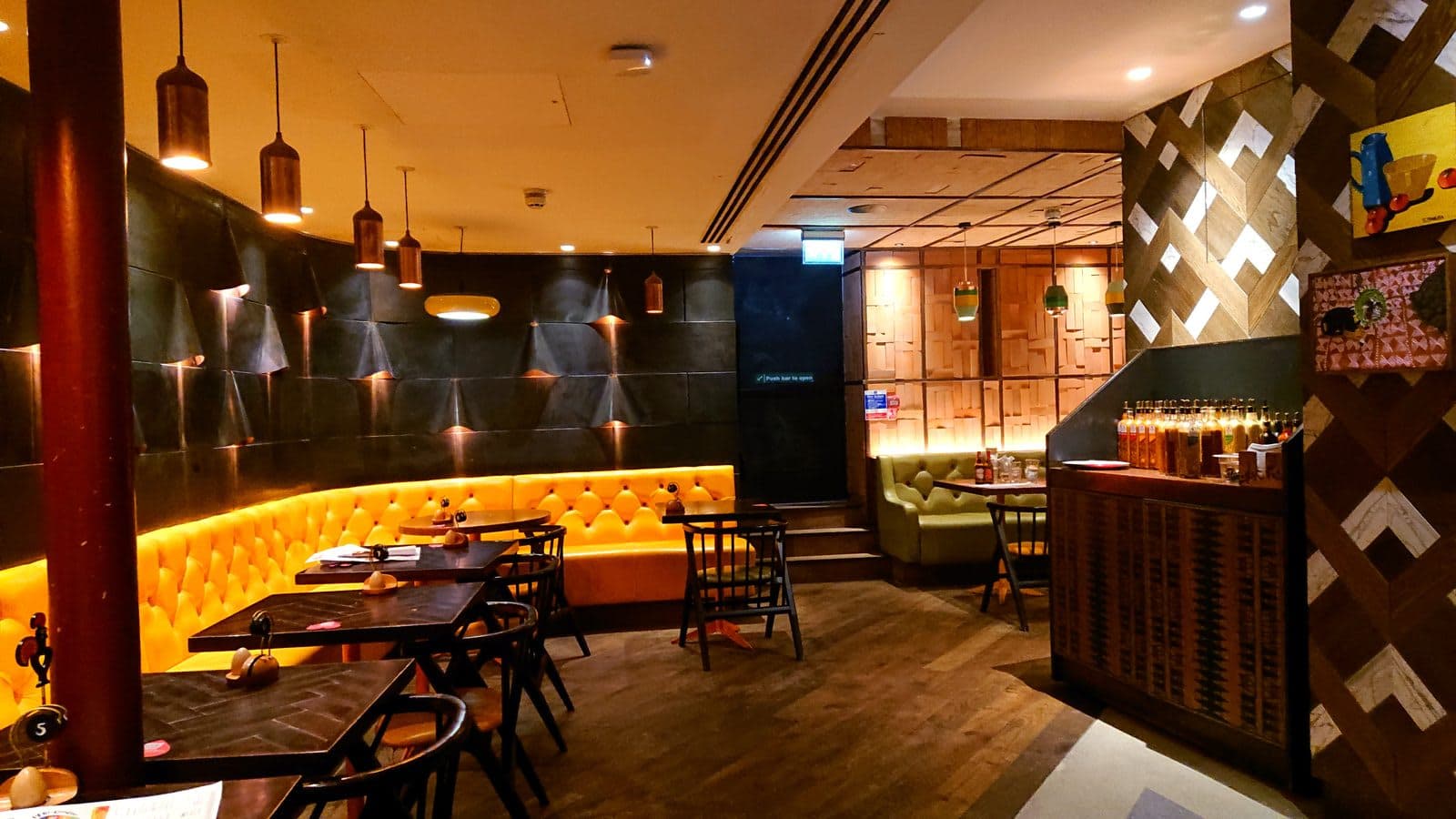 Nando's Farringdon - image 1