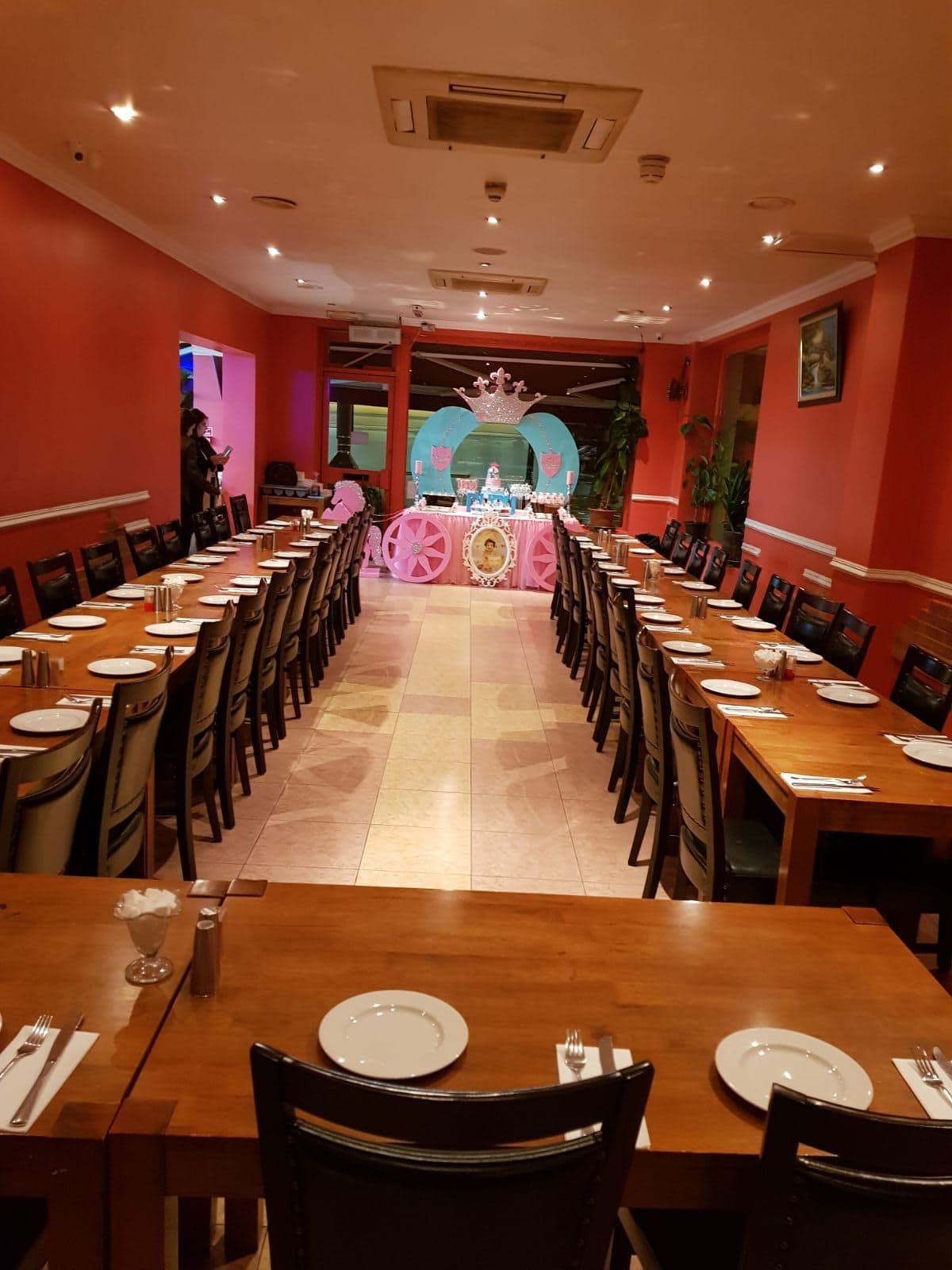 Anatolia Restaurant - image 1