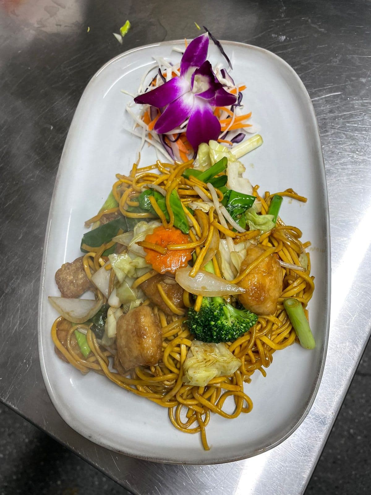 Chern Thai - image 1
