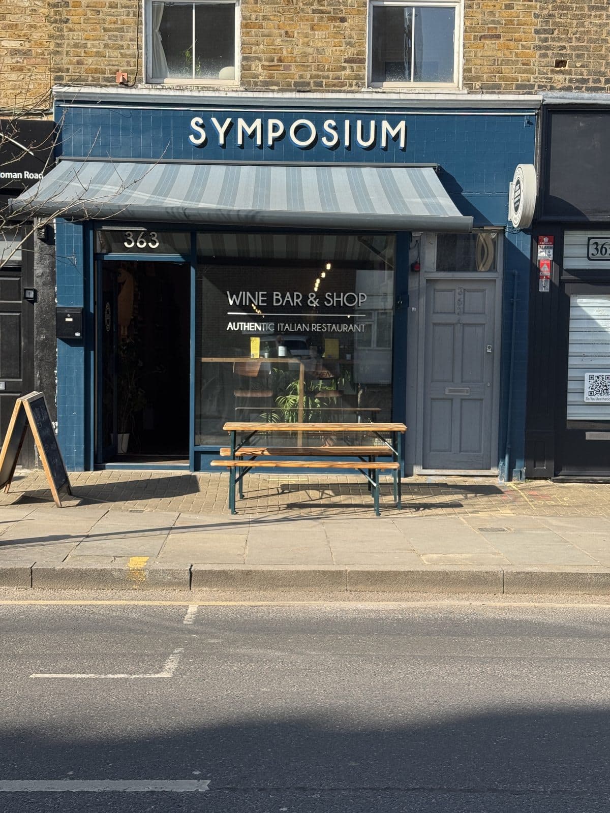 Symposium London - Wine Bar, Shop & Restaurant - image 1