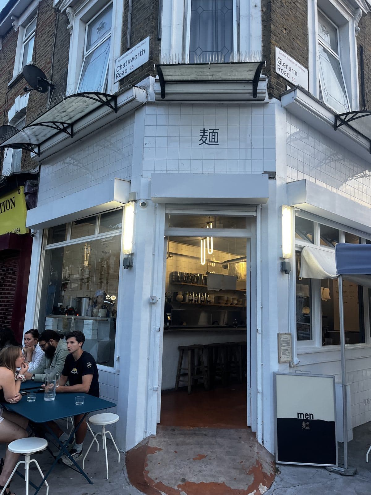 Men Noodle Bar - image 1