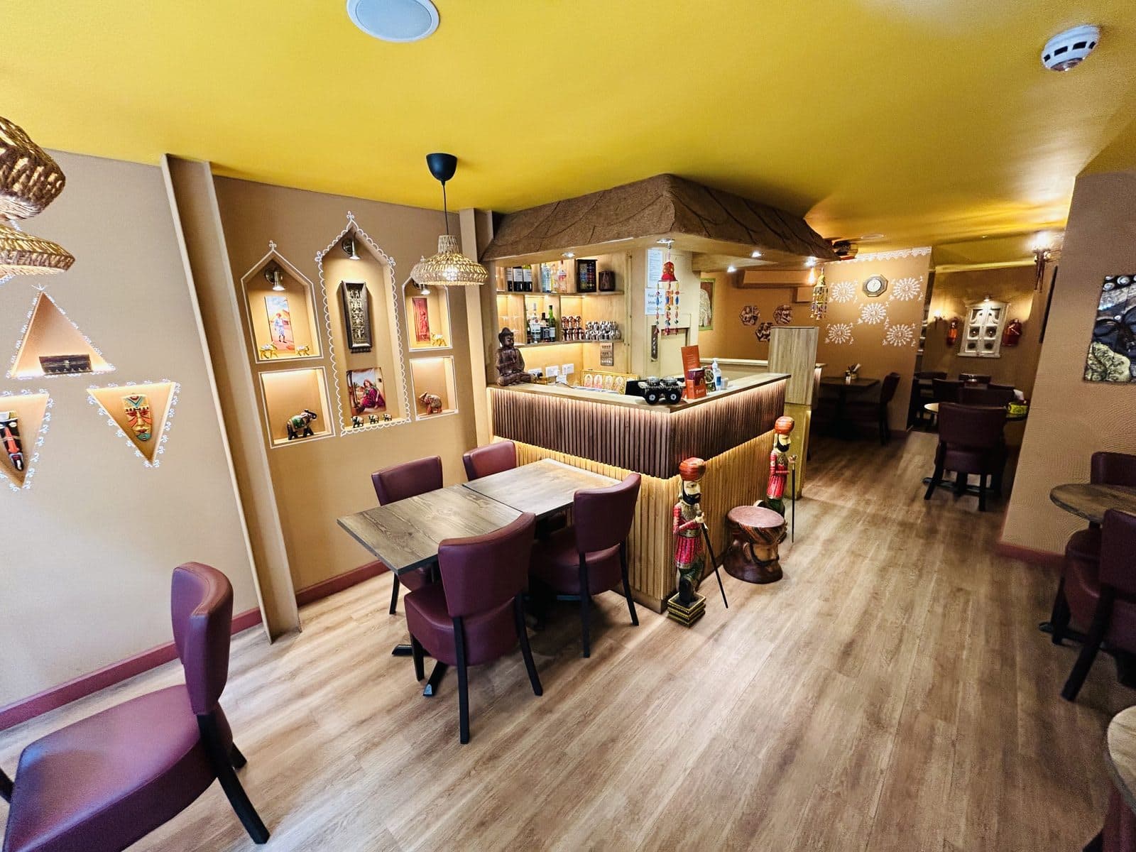 Keep Chaating Indian Vegetarian Restaurant - image 1